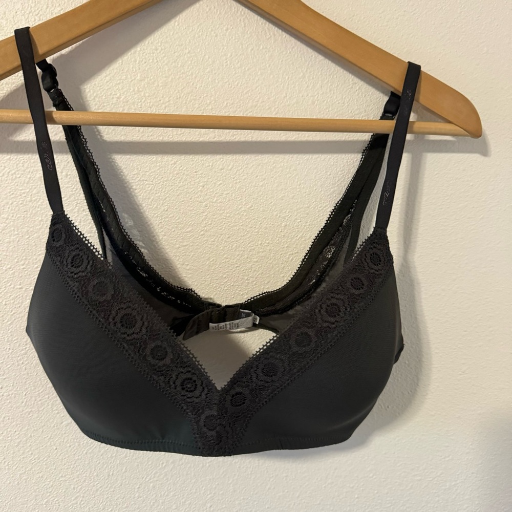 Aerie Real Happy Wireless Lightly Lined Lace Mesh Back Rear Hook Bra Gray-34C